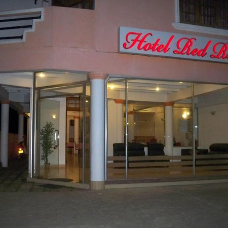 Hotel Red Rose Негомбо Екстер'єр фото